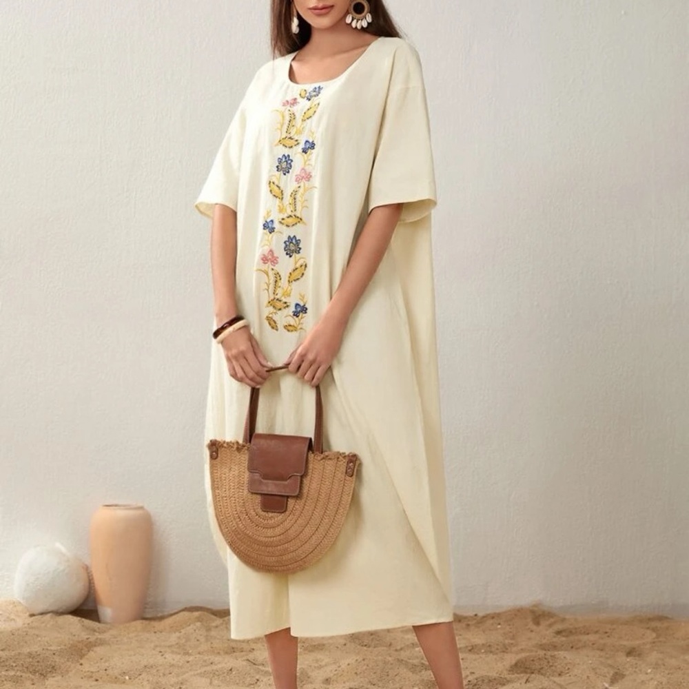 Embroidered tunic dress